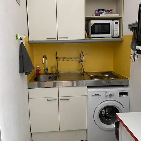 Petite Maisonnette De Nyaraló *